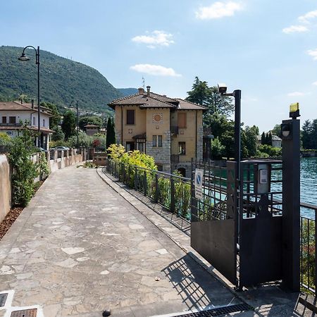 Villa Cecilia - Pieds Dans L'Eau سولتسانو المظهر الخارجي الصورة