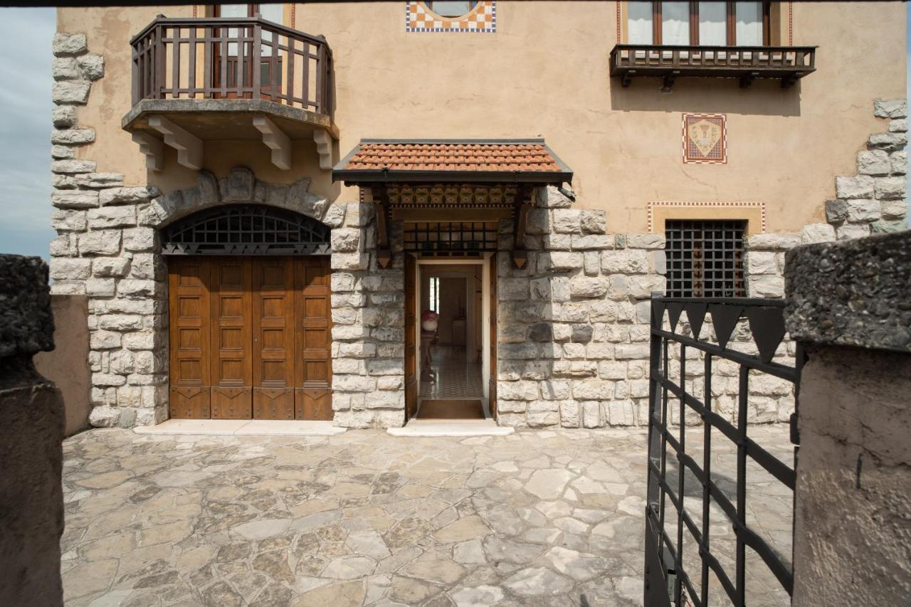 Villa Cecilia - Pieds Dans L'Eau سولتسانو المظهر الخارجي الصورة